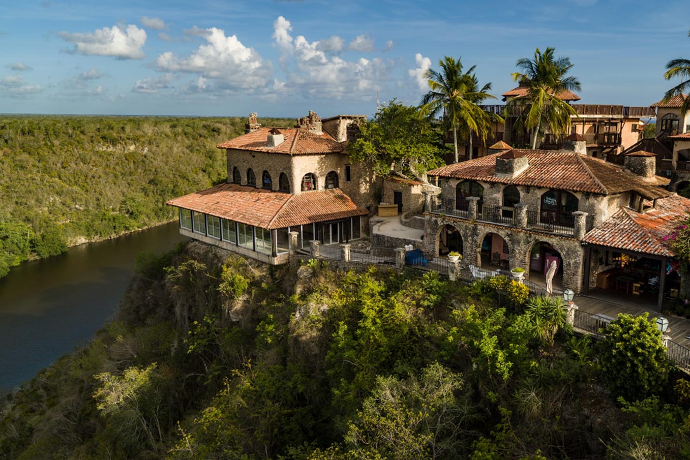 Rio Chavón - Tour Altos de Chavon - Stay Happy RD