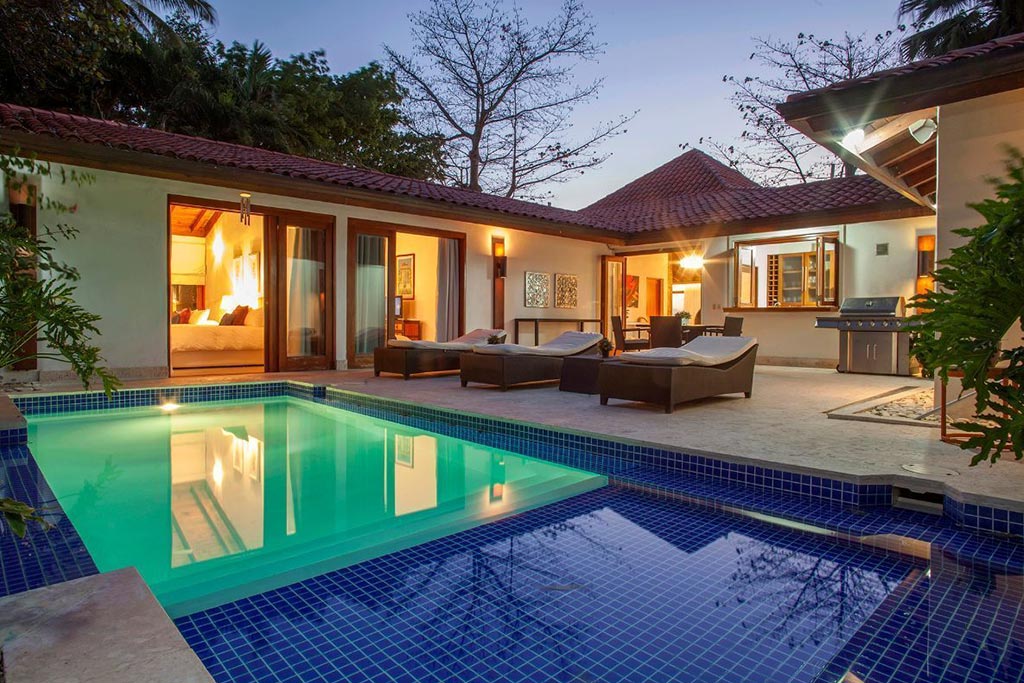 Villa con Piscina - 4 - Reservaci贸n de Villas - Stayhappyrd.com